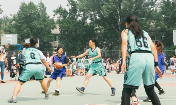 篮球赛备赛战术训练_1